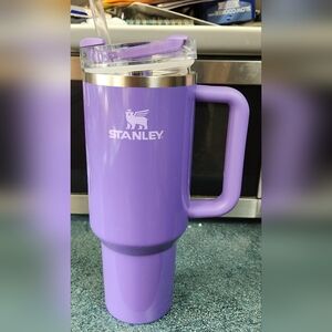 Stanley Vibrant Purple 40oz